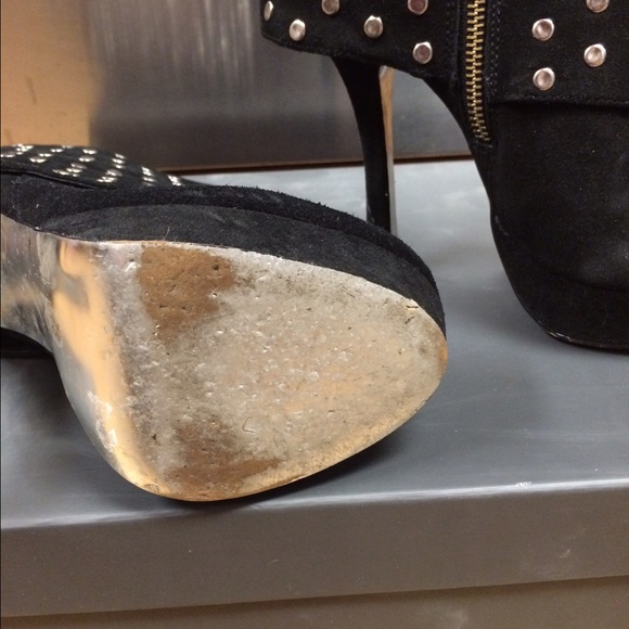 H by Halston suede studded boots - Picture 4 of 4